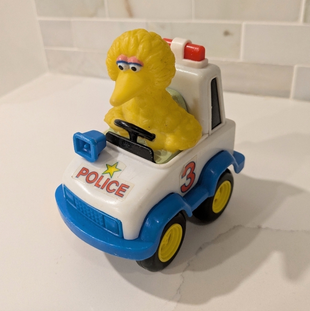 Vintage Sesame Street Big Bird Police Car Toy